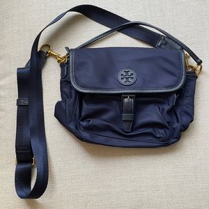 AUTH Tory Burch Navy Nylon Crossbody